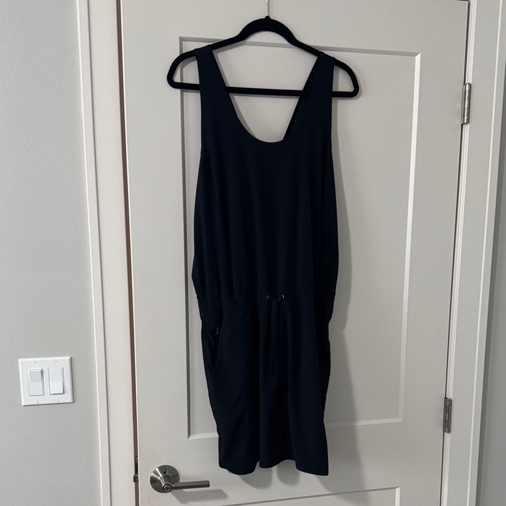 Patagonia Fleetweight Black Sleeveless Dress - XL